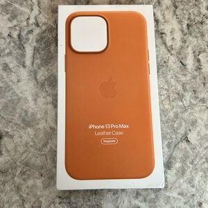 Brand new in case iPhone 13 Pro Max leather case